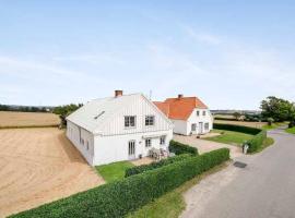 Big house in the countryside near UNESCO city, hotel v destinácii Christiansfeld