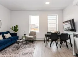 Modern and New Studio in the Heart of the City by Den Stays