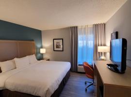 Comfort Inn & Suites Alexandria West, hotel in Alexandria