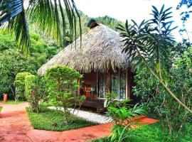 HUAHINE - Bungalow Opuhi, hotell  lennujaama Fare - HUH lähedal