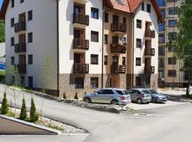 Maksim Delux Apartman