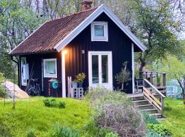 Stuga på Rossö, Strömstad, cottage in Strömstad