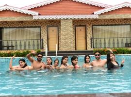 Grand Beach Resort, hotel v destinaci Mandarmoni