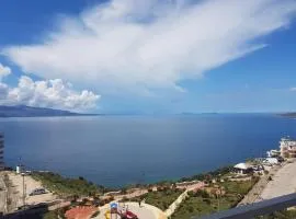 Krystyna Apartment- Apartment near the beach