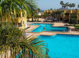 Atlantic Garden Beach Mate, three-star hotel in Corralejo
