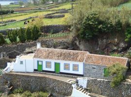 Casa da Fonte, lavprishotell i Angra do Heroísmo