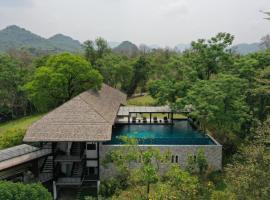 Rain Tree Khao Yai Hotel, khách sạn ở Phayayen