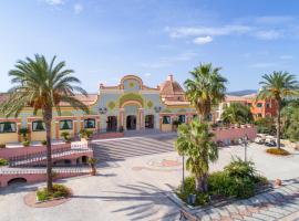 Club Hotel Marina Beach, hotel in Orosei