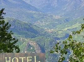 Albergo Croce Bianca, hotel em Brusson