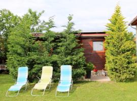 Eszter Nyaral&oacute;h&aacute;z, chalet de monta&ntilde;a en Z&aacute;nka