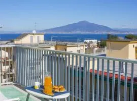 Super attico vista mare con piscina