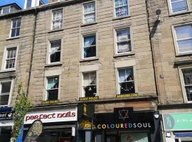 aabAlree Guest House, hotel v destinaci Dundee