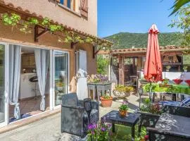 Maison charmante à Arles sur Tech avec vue sur la montagne