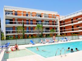 Résidence Goélia Royal Cap: Villeneuve-Loubet şehrinde bir apart otel