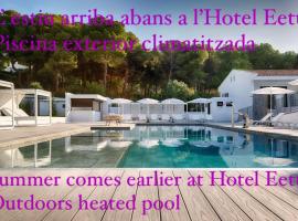 Hotel Eetu - Adults Only, hotel with jacuzzis in Begur