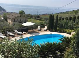 Villa Rosa del Garda, дом для отпуска в Гарде