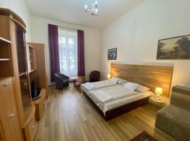 Arany Strucc Szálloda, hotel v destinaci Kőszeg