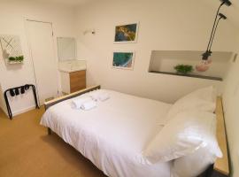 Sea Bed Guesthouse, hotel Newquayben