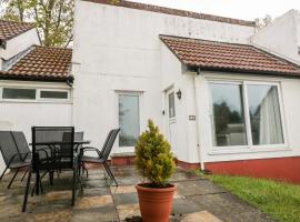 13 Manorcombe Bungalows, pet-friendly hotel in Callington