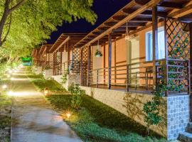 Victory Apartments & Hotel (Block C), Hotel mit Pools in Samothráki