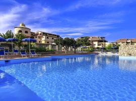 Golfo di Marinella stupendo bilocale vista mare, hotel em Marinella