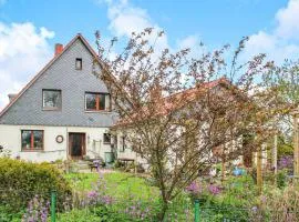 Cozy Apartment In Wurster Nordseeküste