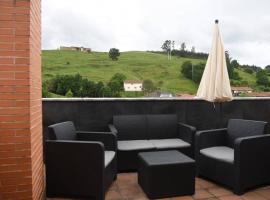 Dúplex con soleada terraza!, cheap hotel in Renedo de Piélagos