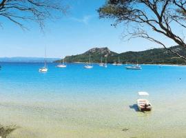 Maison de pêcheur à Porquerolles, готель у місті Поркероль