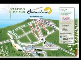 Appart T2 Village vacance 3 étoiles St Geniez d'Olt 2 piscines chauffées 75