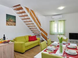 Apartment Olivix, отель в Пуле, рядом находится Pula Bus Station