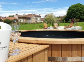 Gite La Grange de Jeanne, casa per le vacanze a Rancon