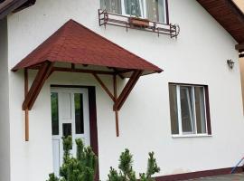 LIKE HOME, hotelli kohteessa Rîşnov
