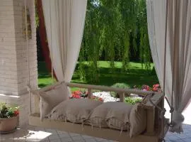 Asso Bed & Breakfast