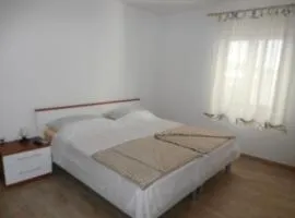 Room in Susak with air conditioning, W-LAN (3865-4)
