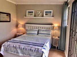 The West Wing guest suite. Pringle Bay., hotel Pringle Bayben