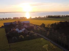 Boende i uppgränna med panoramautsikt, hotell i Gränna