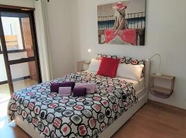 Large Apartment near the beach and Lisbon