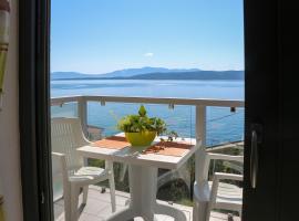 Villa Riki, Hotel in Živogošće