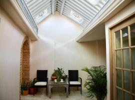 GREAT LOCATION ! 4 Bedroom Home in the Heart of Cartagena，卡塔赫納的飯店