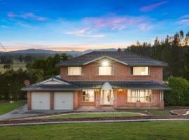 Lovedale Escape 5br house, hotel v destinaci Rothbury
