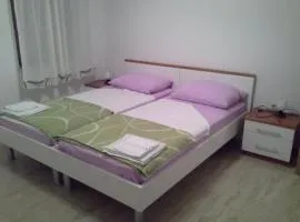 Room in Susak with air conditioning, W-LAN (3865-5)