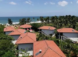 Ladja Beach Resort, מלון עם חניה בAmbalantota
