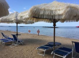 Hotel Mare Blu, hotell i Francavilla al Mare