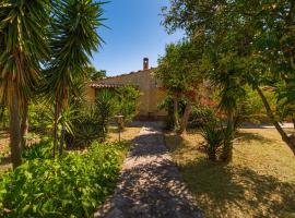 Villa Fratantoni Piana - Villa privata con accesso diretto alla spiaggia, hotel in Caronia Marina
