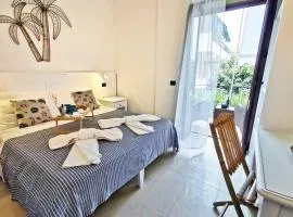 Loft Palm Beach - 100 metri dalla spiaggia di sabbia bianca e dal mare