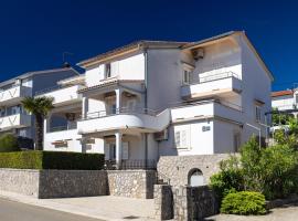 Apartments Stipančić, hotel en Krk