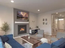 Thomas Beautiful Modern Home in Bend