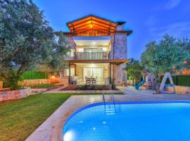 Villa Candan Kaş, hotel in Antalya