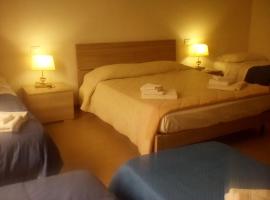 MAR & FANTASY, Cama e café (B&B) em Querceta