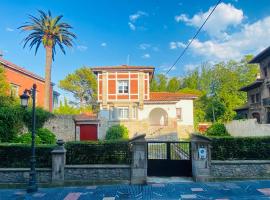 Casa Vacacional Galiana, hotel v mestu Avilés